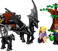LEGO Harry Potter Hogwarts Carriage & Thestrals Set 76400  Building Toy for Kids 7 Plus Years Old with 2 Winged Horse Figures and Luna Lovegood Minifi